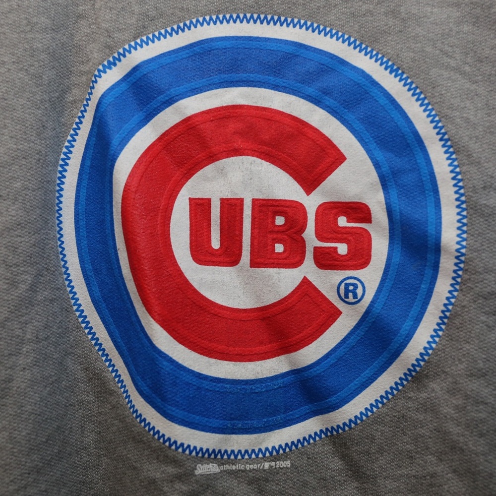 Vintage Chicago Cubs 2005 Sweatshirt - Picture 2 of 5